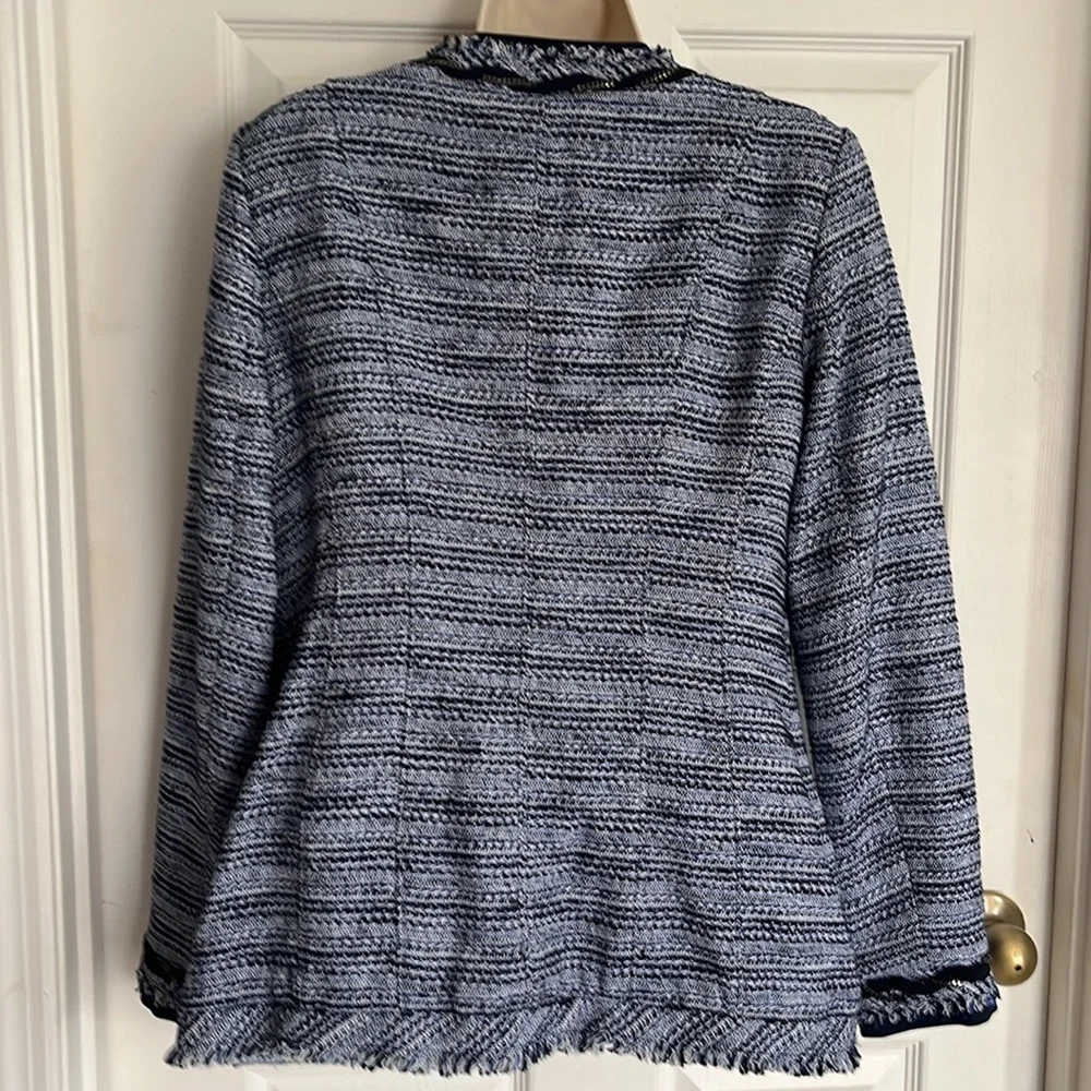 White House Black Market jacket - Picture 5 of 12